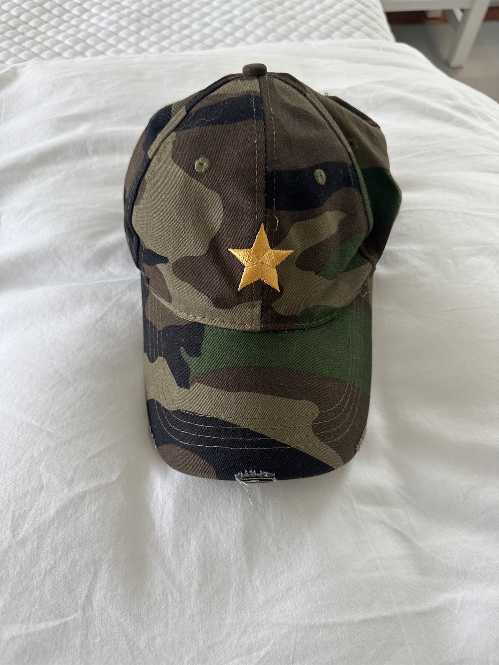 HAUTE SHORE Camouflage Baseball Cap with Gold Star
